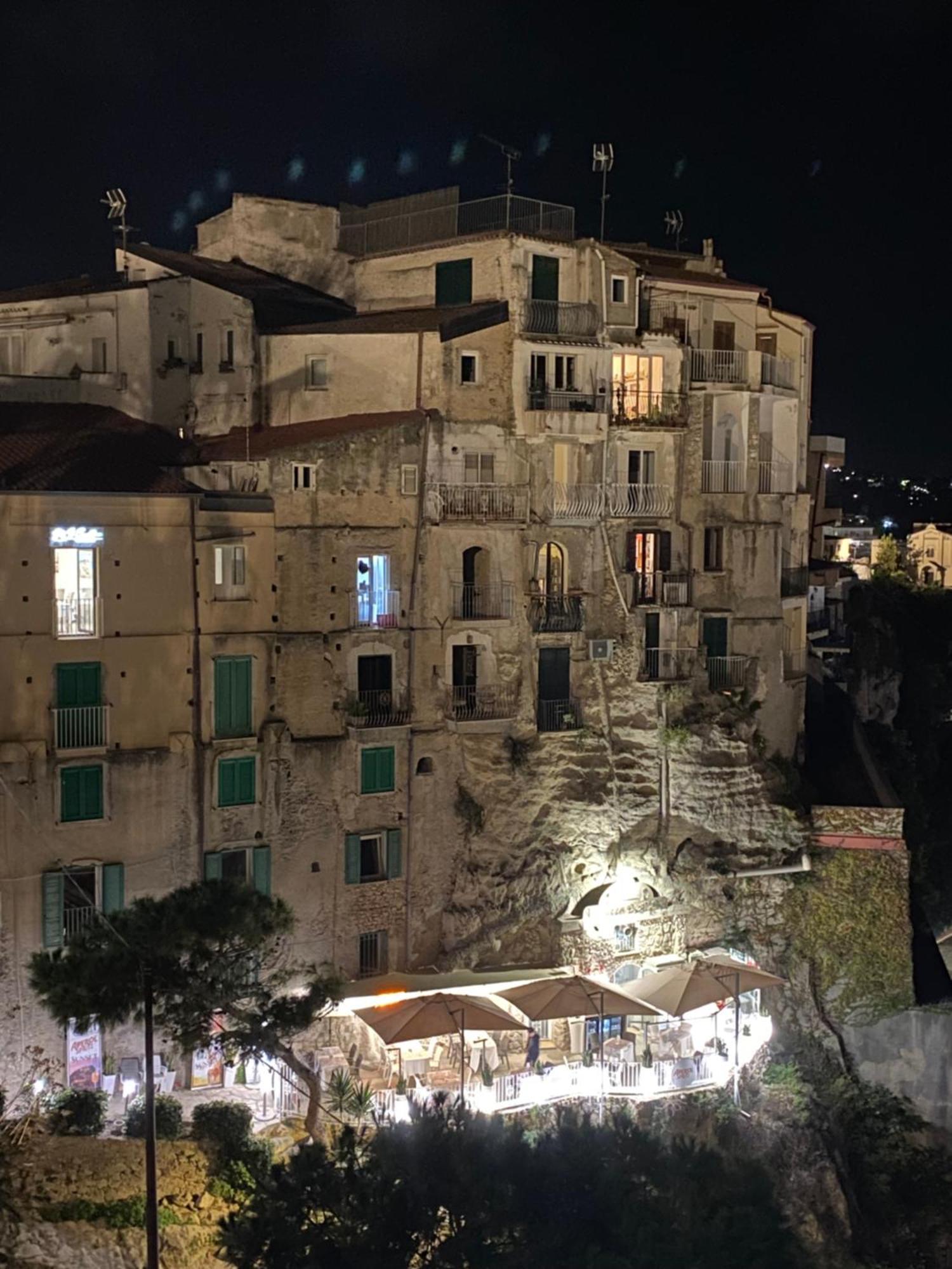 Villa NOVE - Residence dei Fiori Zambrone Esterno foto